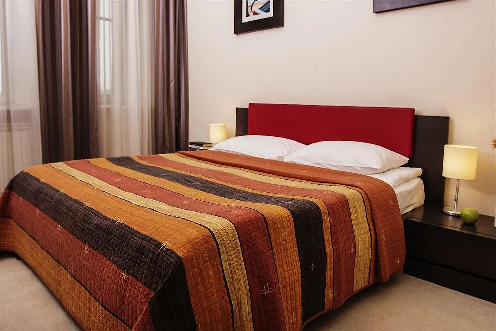 ****  Senator Victory Square Aparthotel Κίεβο Ουκρανία