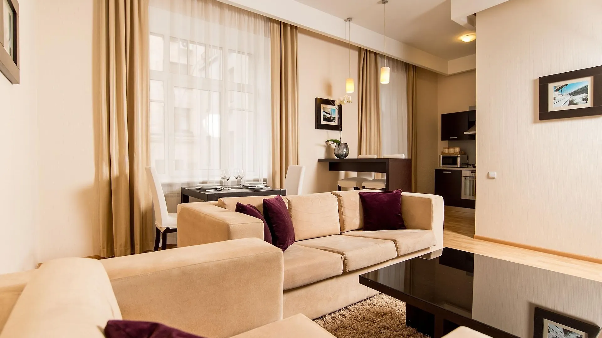 Senator Victory Square Aparthotel Kiev